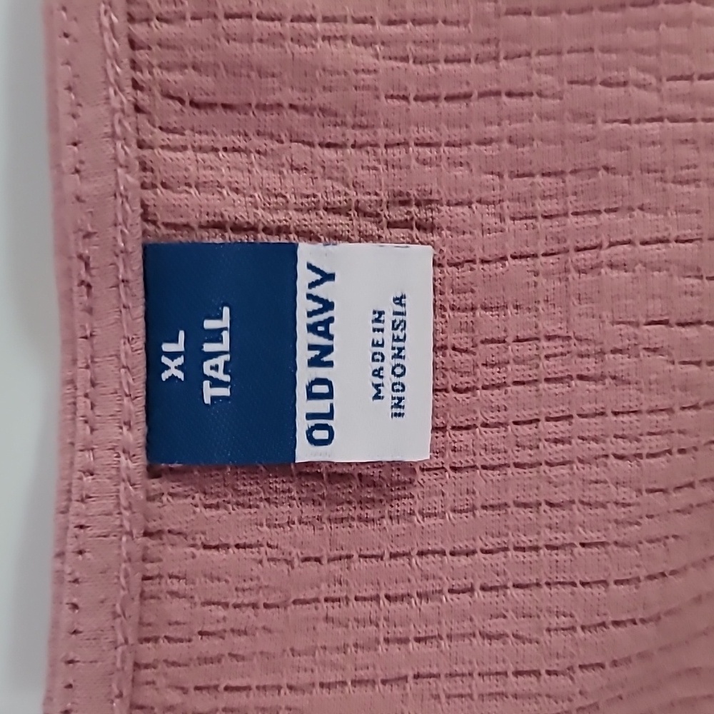 Old Navy Dusty Pink Blouse - Picture 5 of 9
